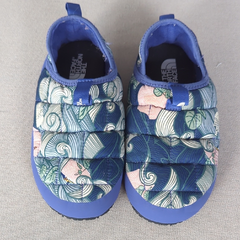 The North Face Kids Blue and Green Patterned Slippers